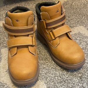 Deerstags Marker Tan with Camo Kids Boots with Velcro